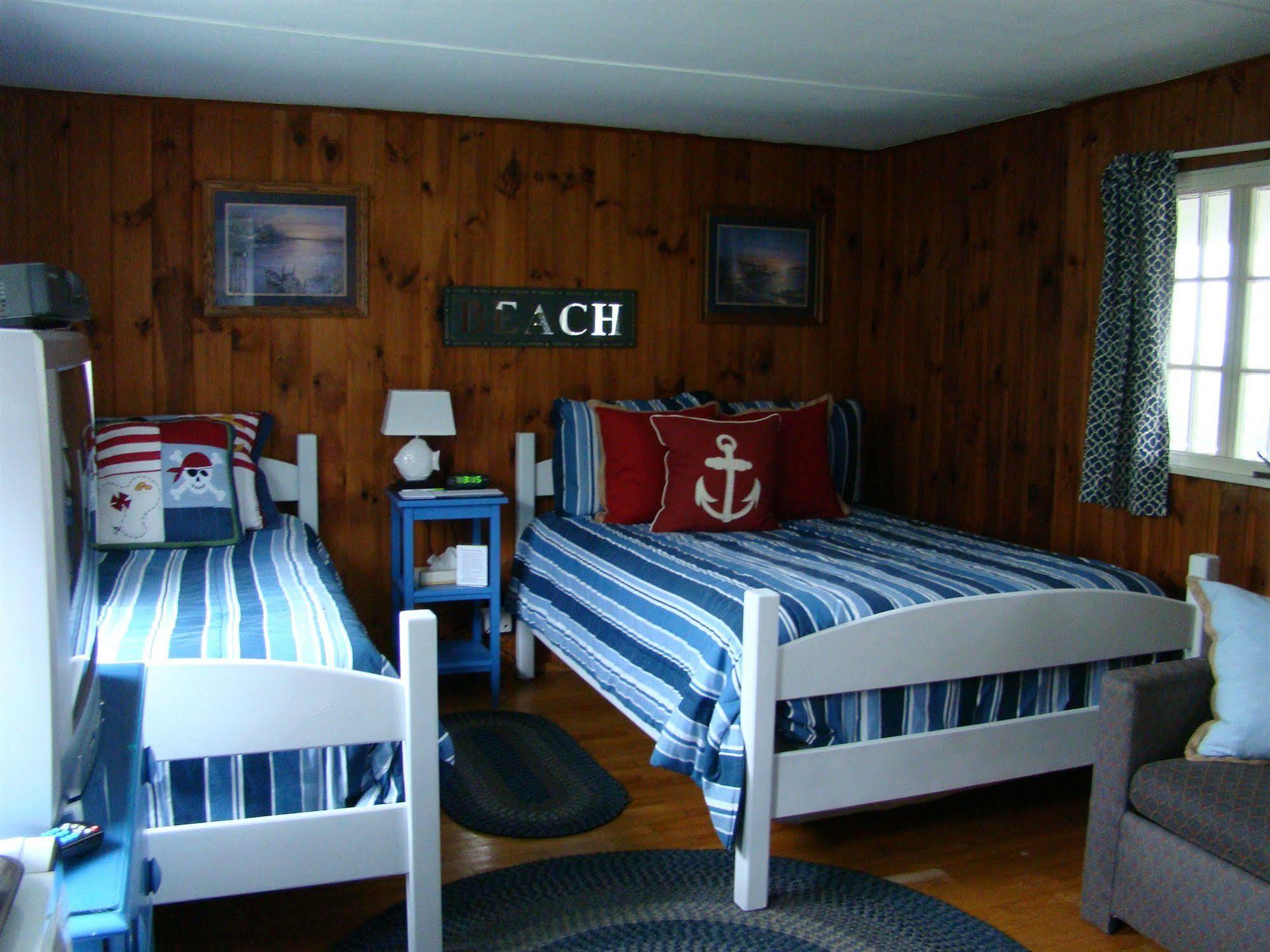 Bay Leaf Cottages & Bistro Линкольнвилл Экстерьер фото